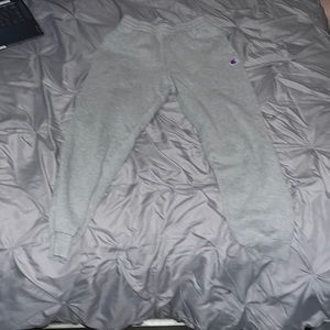 size medium gray champion sweat pants